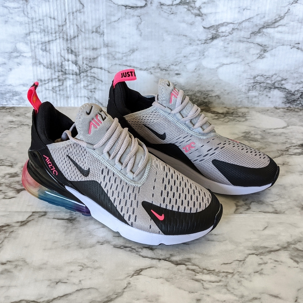 Nike Air Max 270